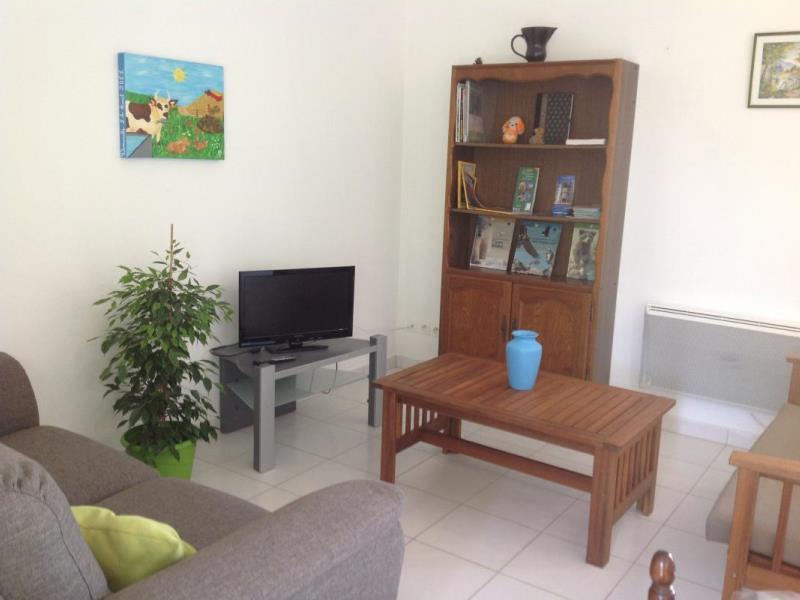 G4059-e5c018bd80e44a858f2f1312ce4b62d8