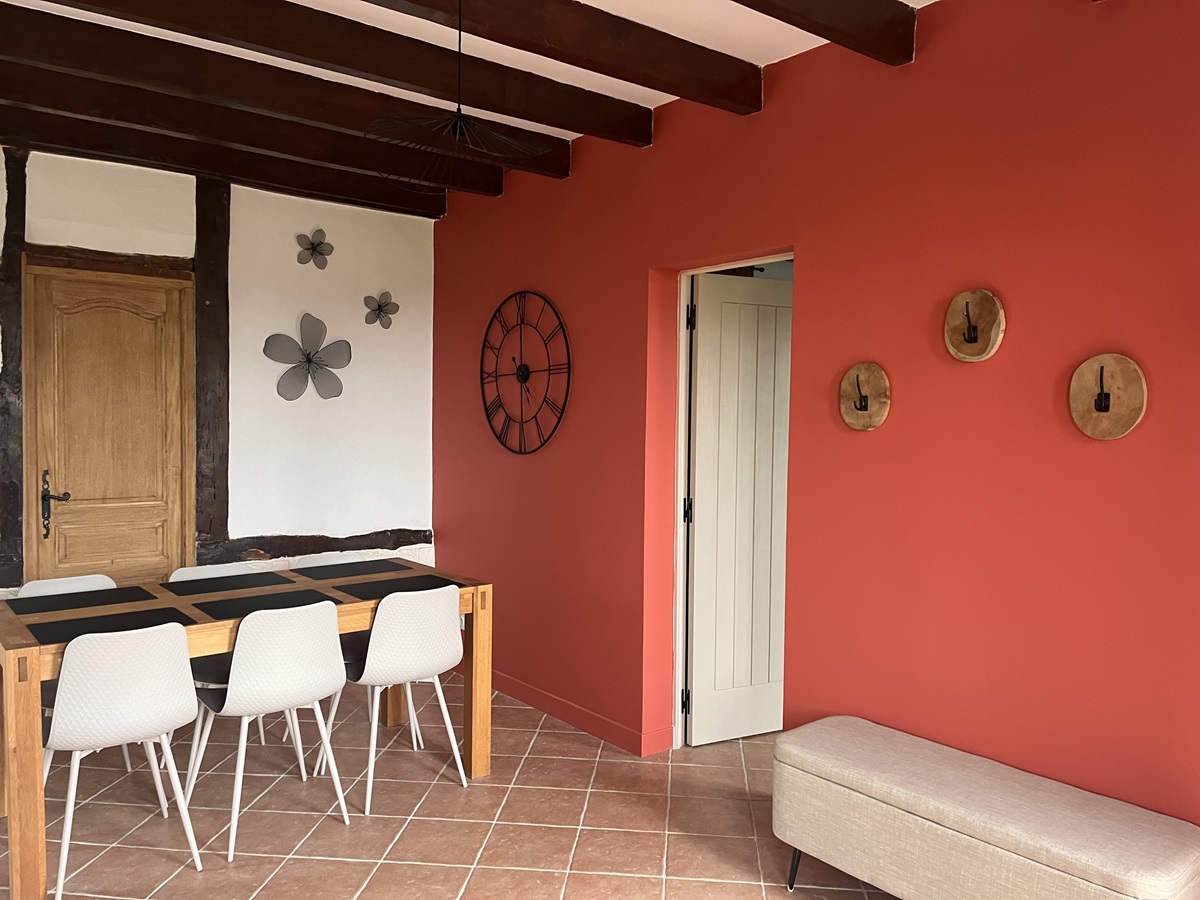 Gite-six-personnes-vieux-manoir-copyright-Maison-du-centre--7-