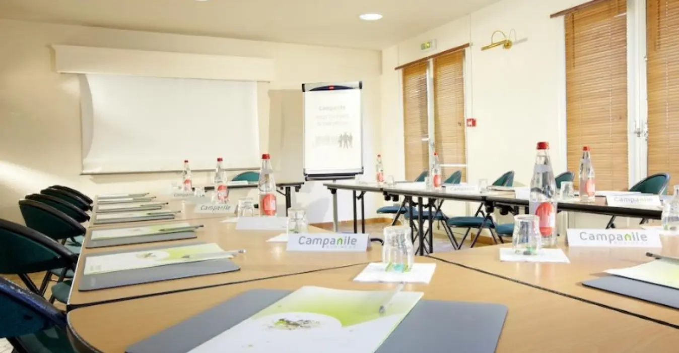Hôtel Campanile Rouen Nord Barentin
