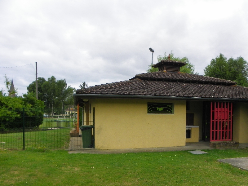 Camping-Le-Clair-Ruissel-a-Nolleval-3--SMT-Y.Leroux