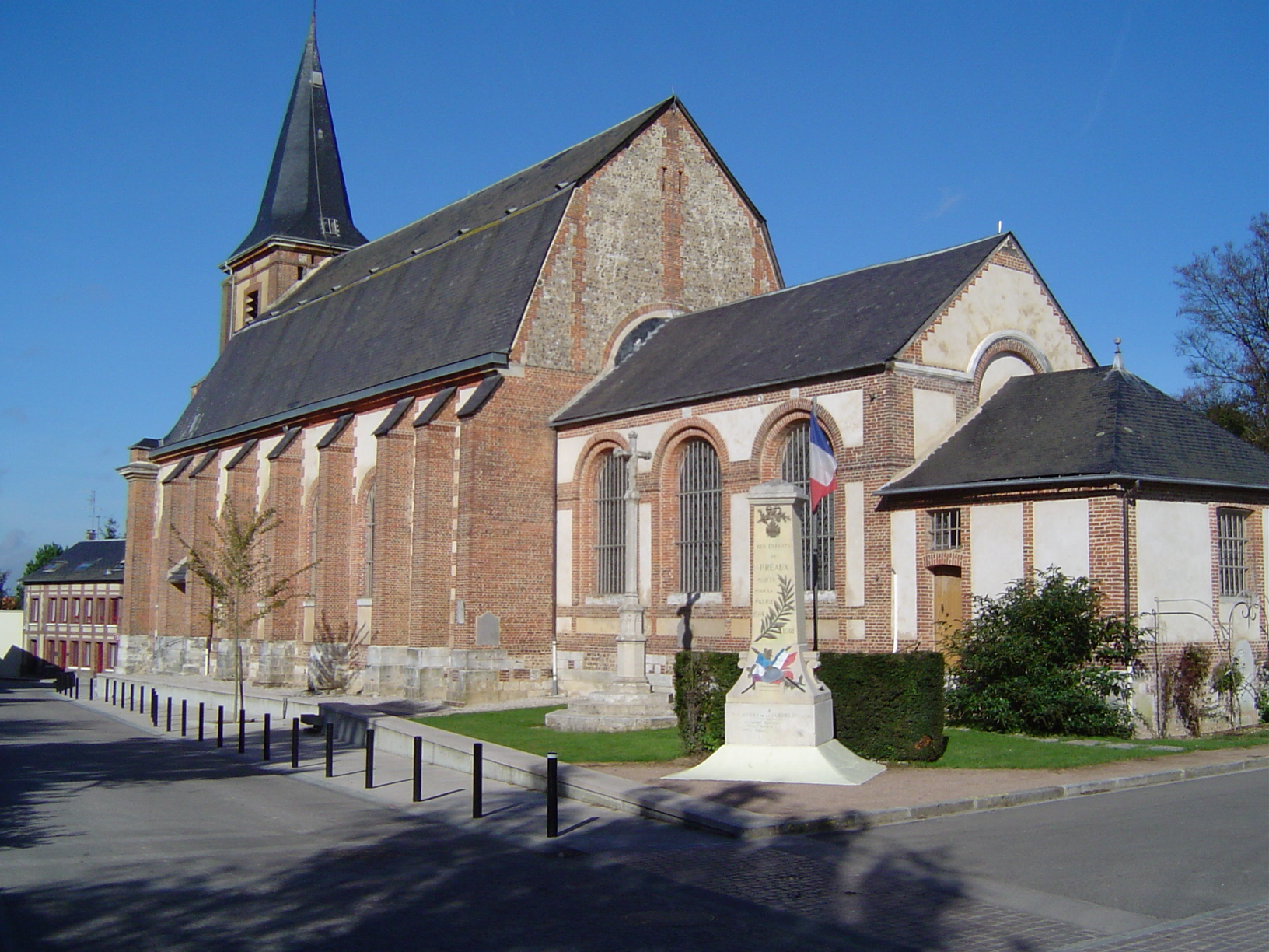 eglise-de-preaux-6asvfipupbql