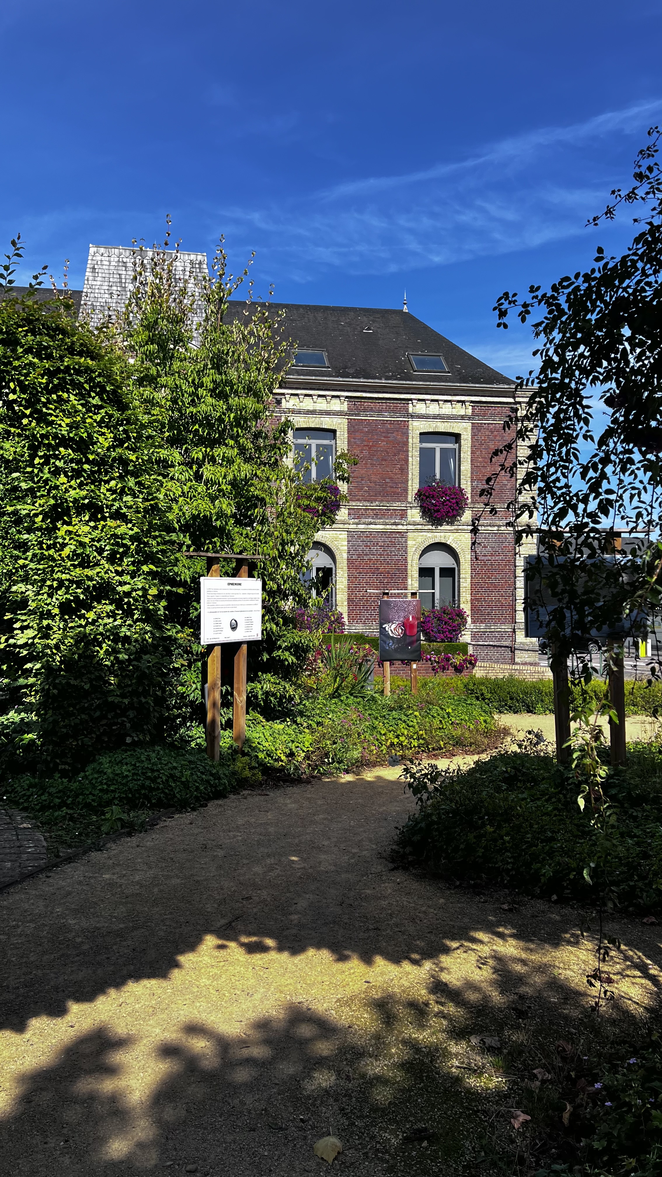 Au pays de Jacques Anquetil à travers sentes
