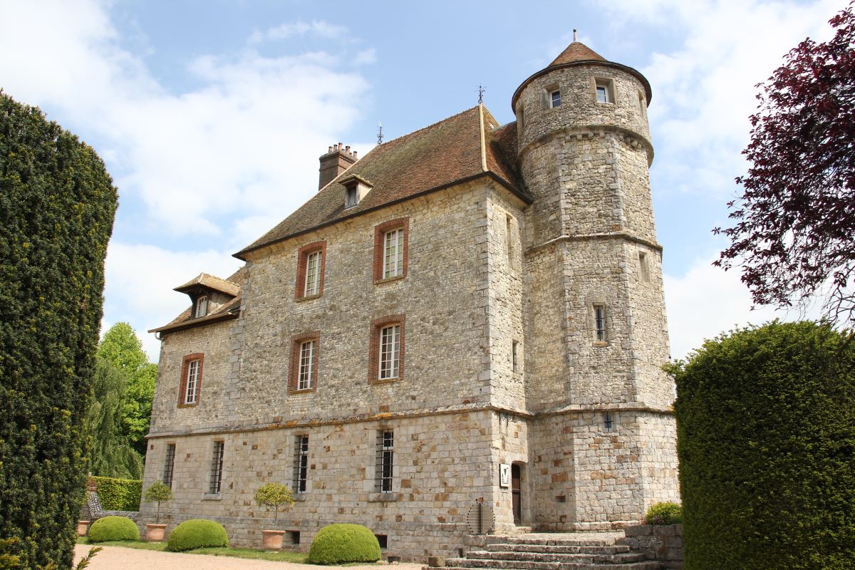 Chateau-de-Vascoeuil---Cote-tour-octogonale-du-XIIs--ACVM