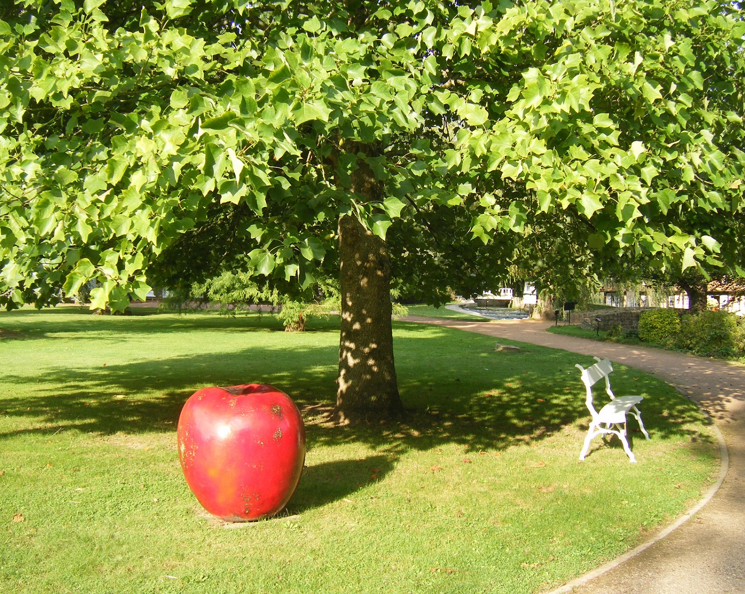 VASCOEUIL--Hans-Hedberg-Big-Apple-1980----Thierry-Papillard-1600x1200