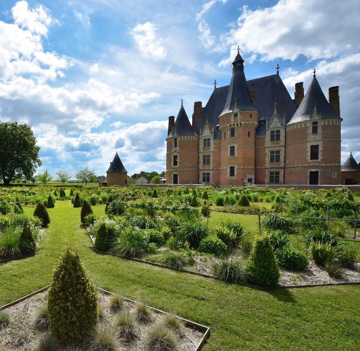 Musée des Traditions et Arts Normands - Château de Martainville
