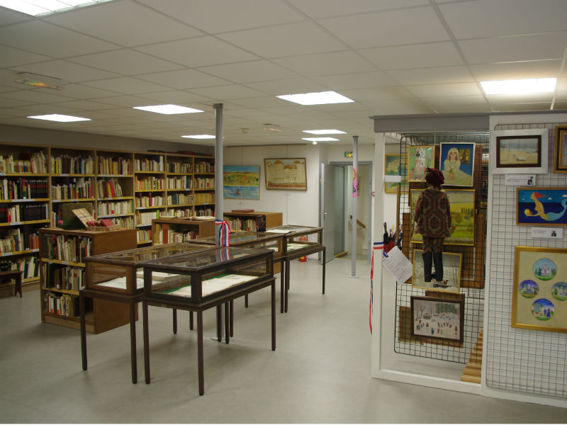 Centre-Anatole-Jakovsky-Frere