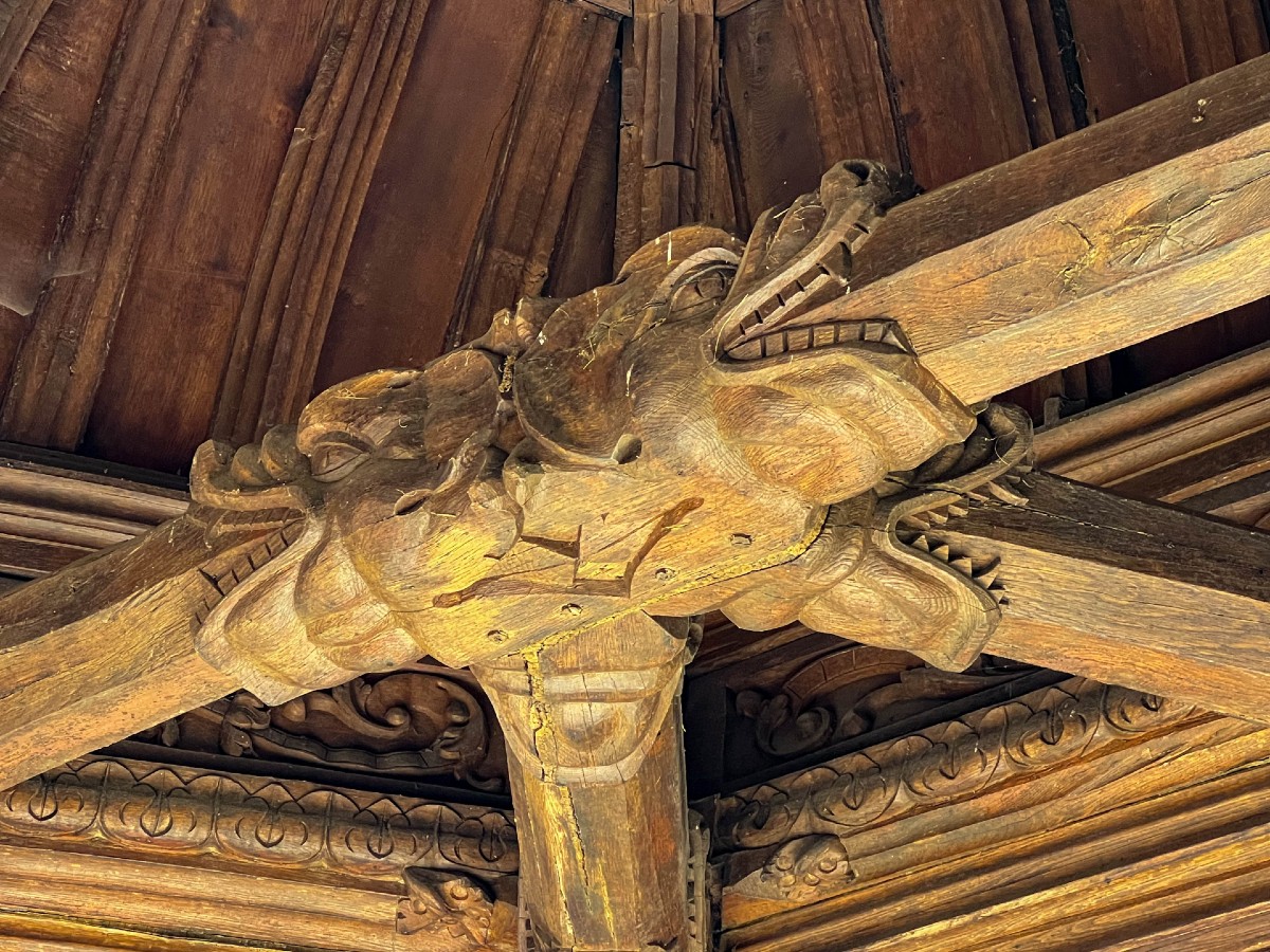 Le-Porche-de-l-Eglise-Saint-Sulpice---Ry-2-2