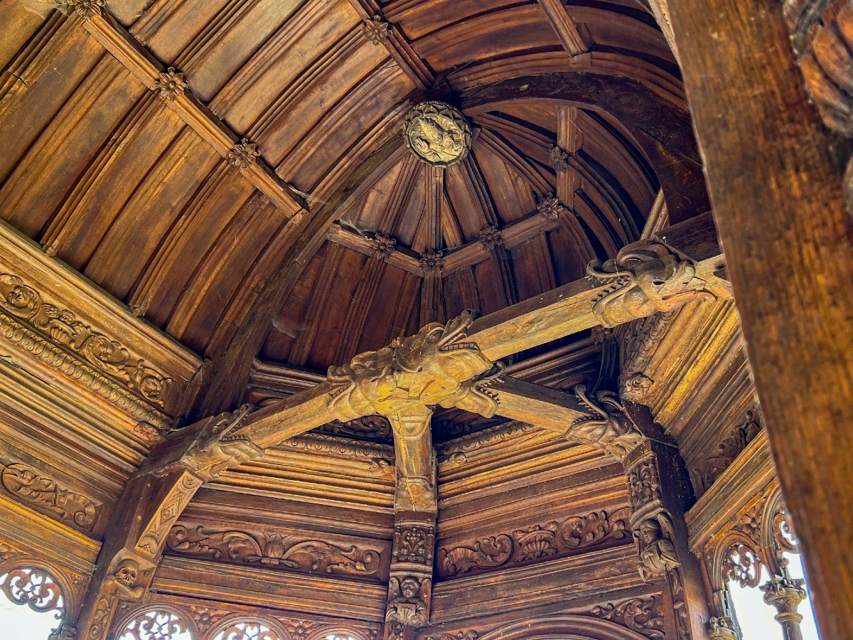 Le-Porche-de-l-Eglise-Saint-Sulpice---Ry-4-2