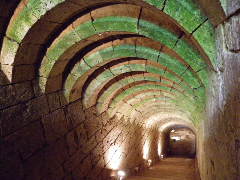 Escalier-des-caves---Chateau-de-Blainville-Crevon---S.E.C.B.C.R.