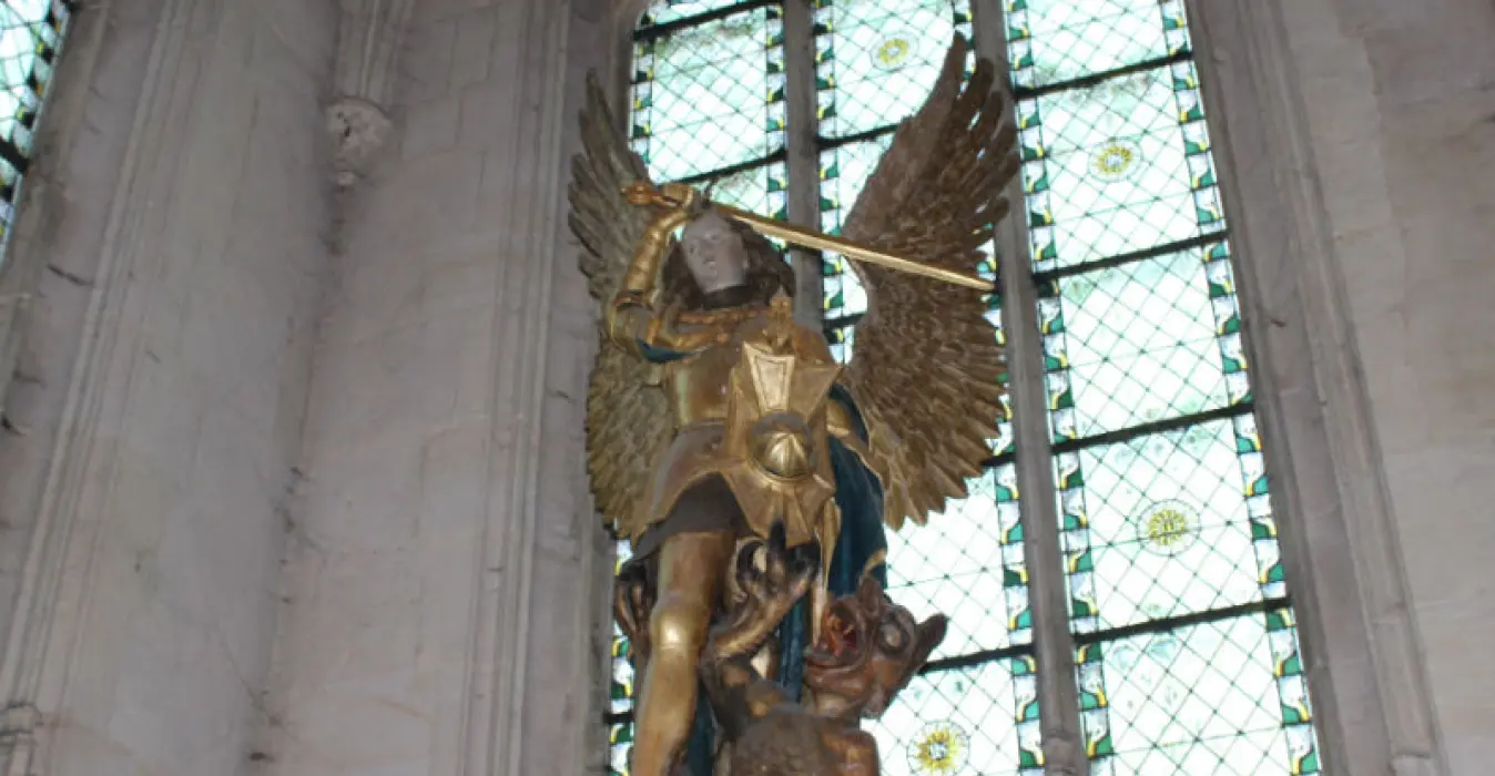 Collégiale Saint-Michel de Blainville-Crevon
