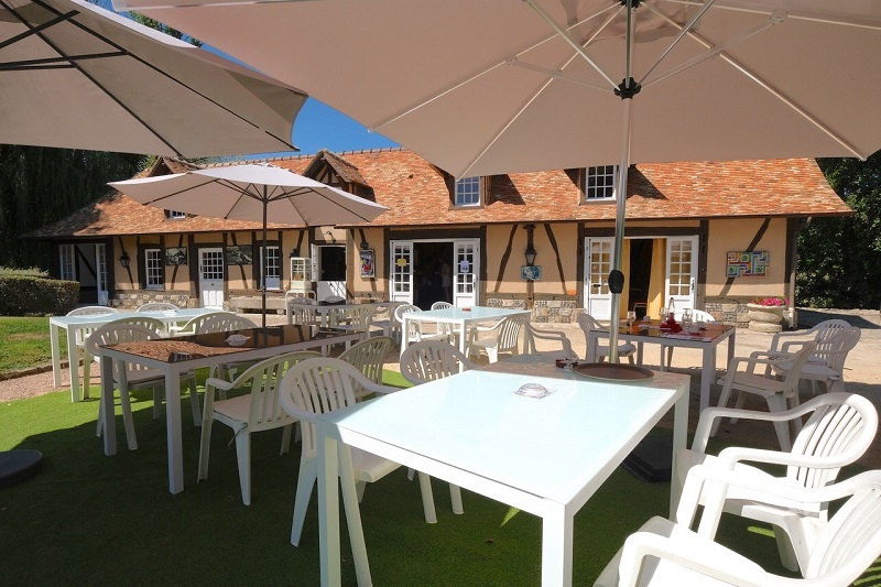 Terrasse-la-Cascade-800px