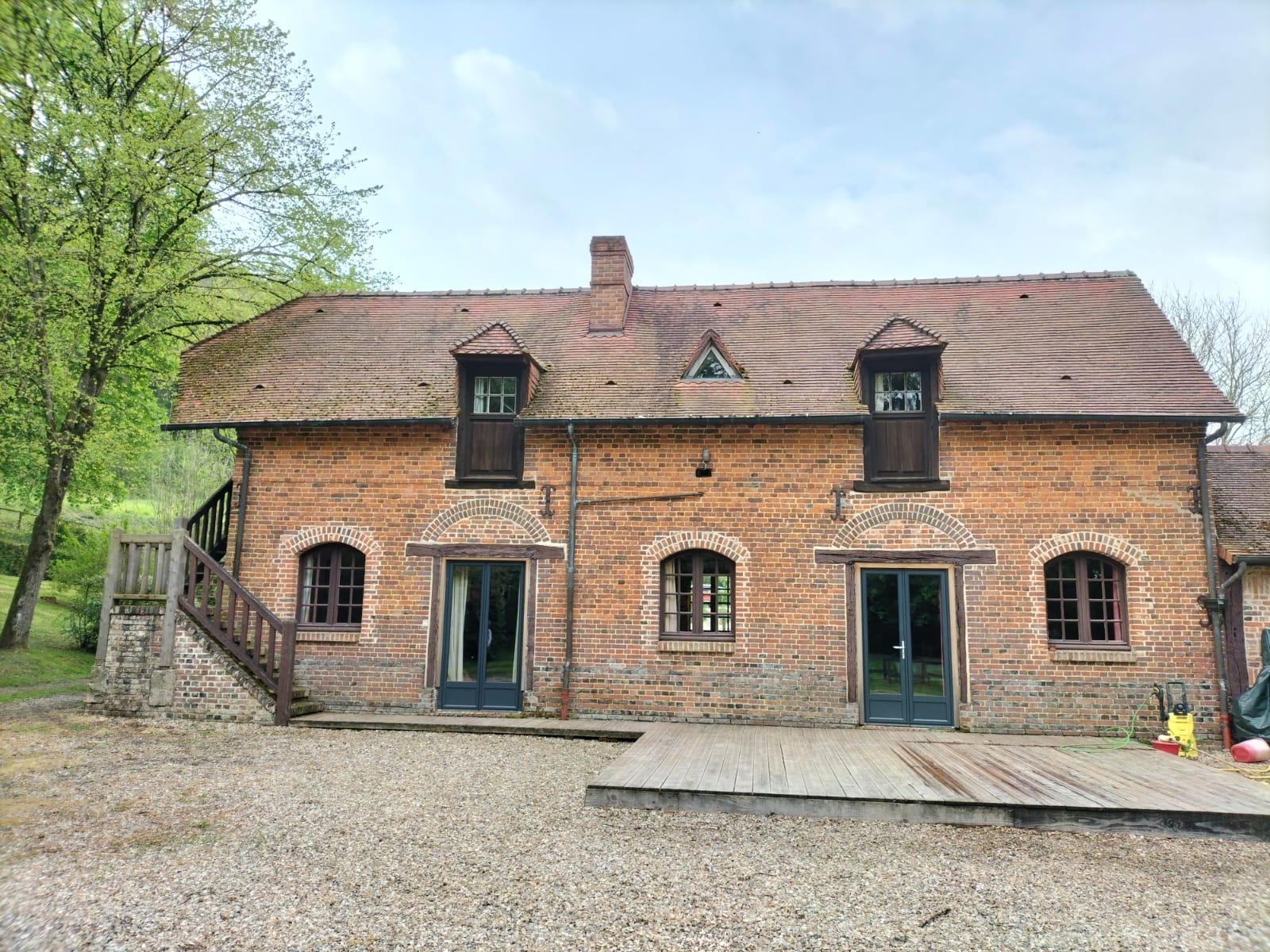 WhatsApp-Image-2024-05-02-a-13.27.14-40f75013