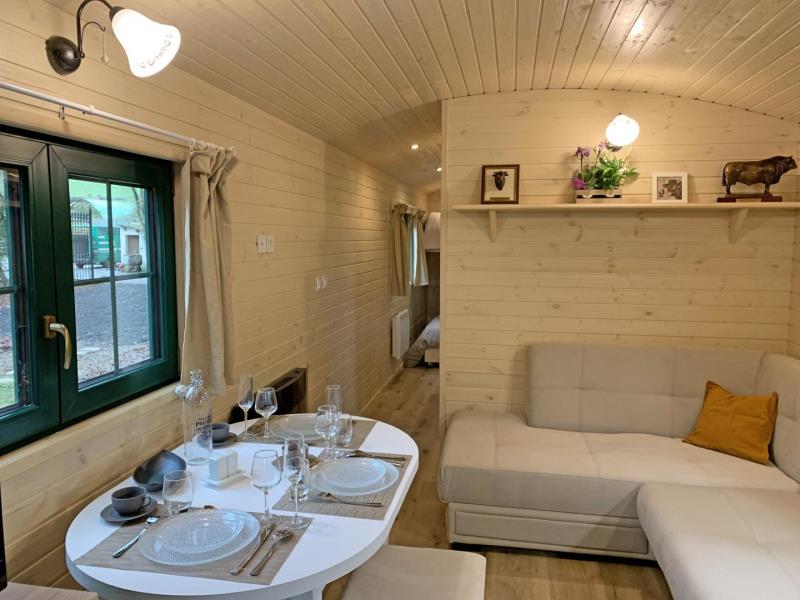 G6141-8f6b96702d97481abc2deb70244188a9