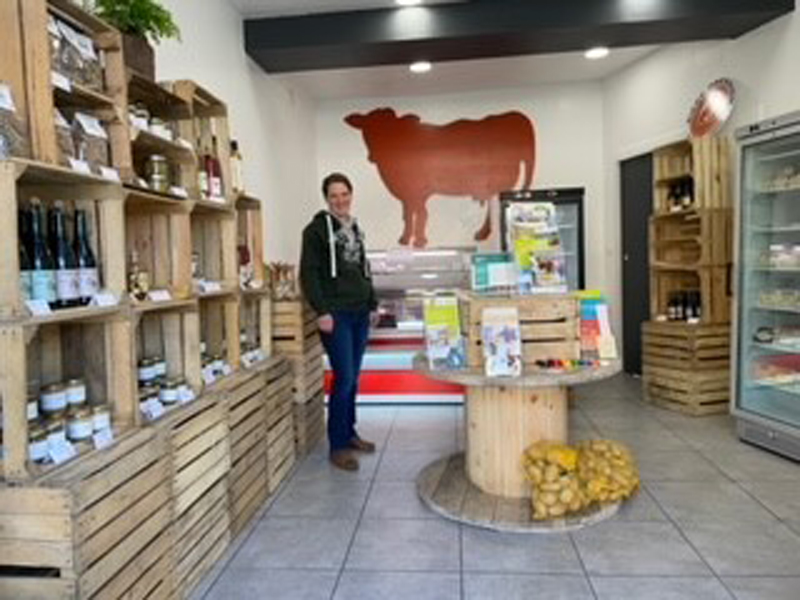 G6141-fba4b71148f34d249be52c86be16f128