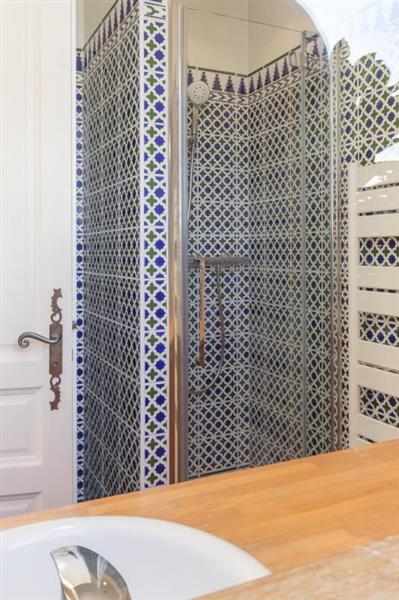 G4025-b80ad8cd39f04ddc9cd29d0613c70931