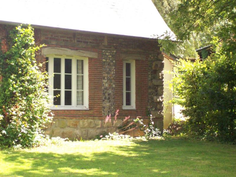 G4072-3b334f61b8b54c8c82b6600f6f8d1ed0