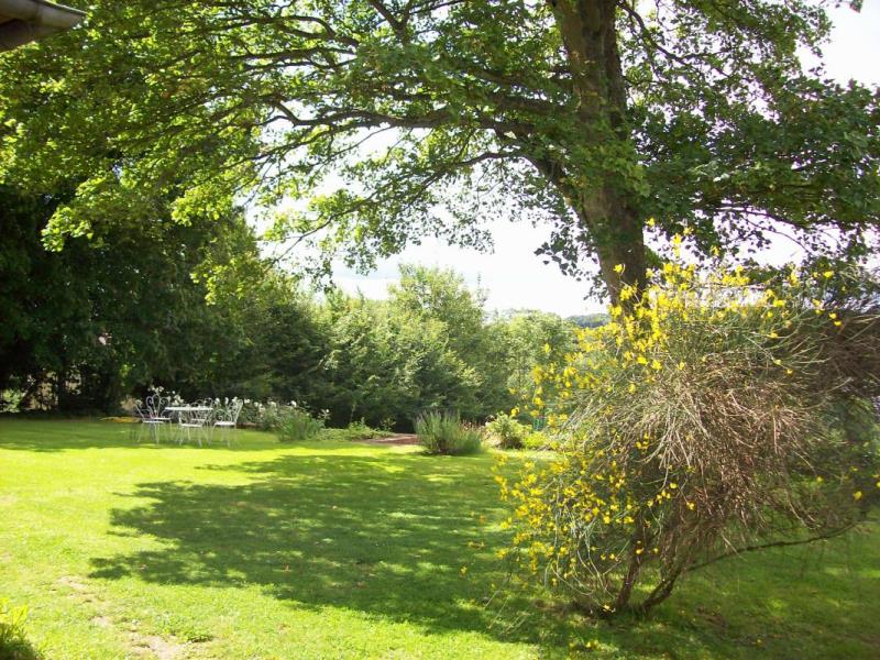 G4072-02dbb79c22924feca2f4465dc22d4d23