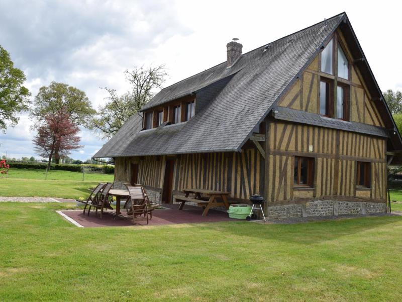 G4062-abc41557feda421e8b16665042bf1351