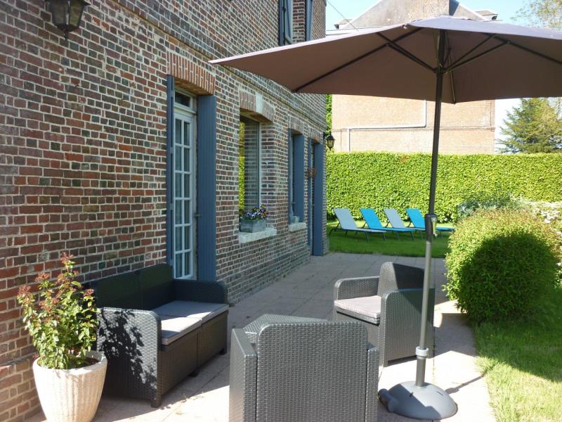 G4117-877ae0b81203474eb717dcb0e408a790