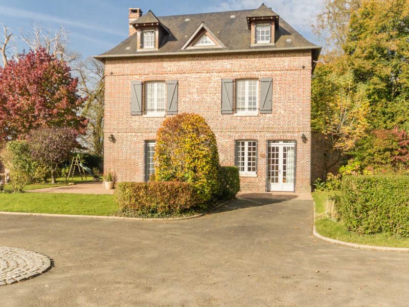 G4117-f00483fedf1b457aaf65388ad1e0569f