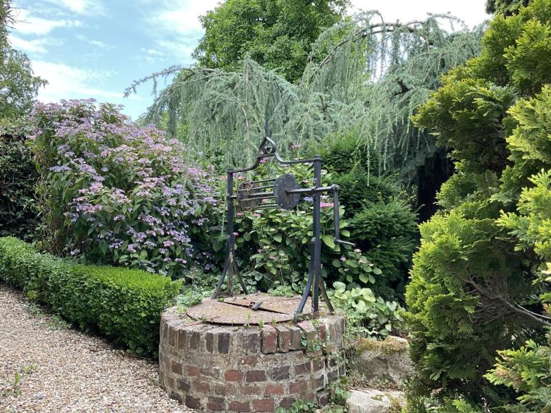 G4118-69fa978897e44cf3b2be159c06ca48ef