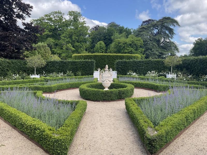 G4118-54b58570d4bb4d91a5bcc406885d4e89