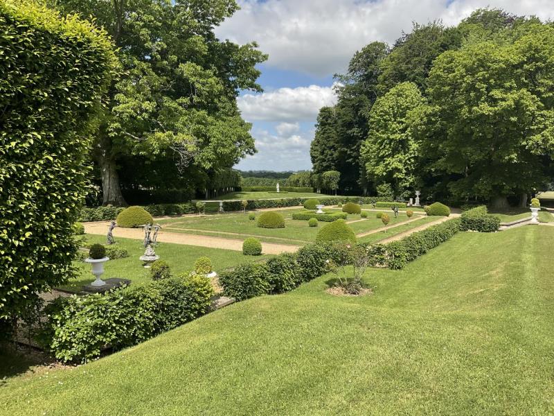 G4118-ee6574b18f864f8cadcb0198501d55e6