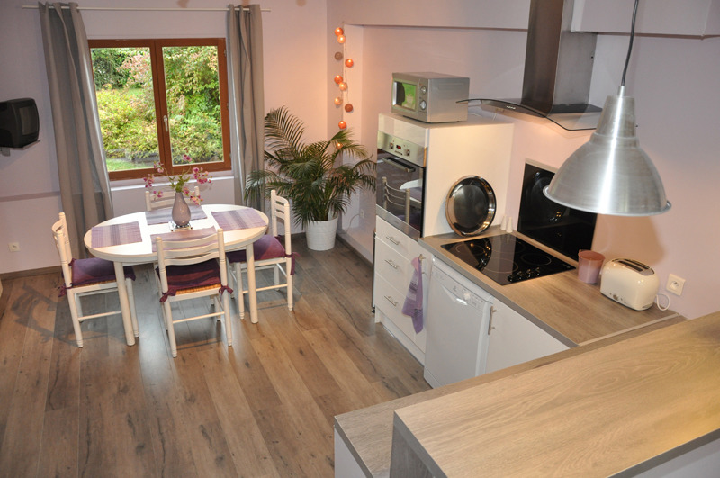 G4122-79c51afa1e254701b0af1e5051c9af95