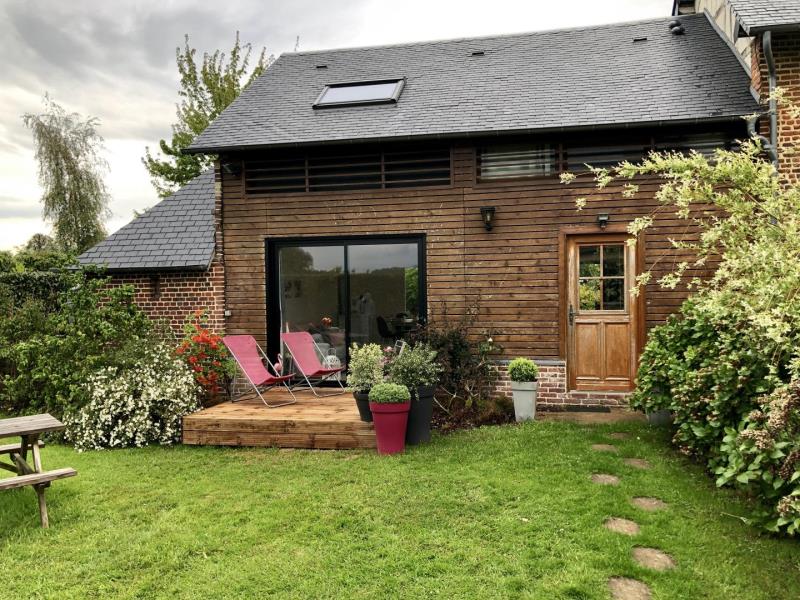 G4122-82a3ae06f34549d2939f9983f0dbccb6