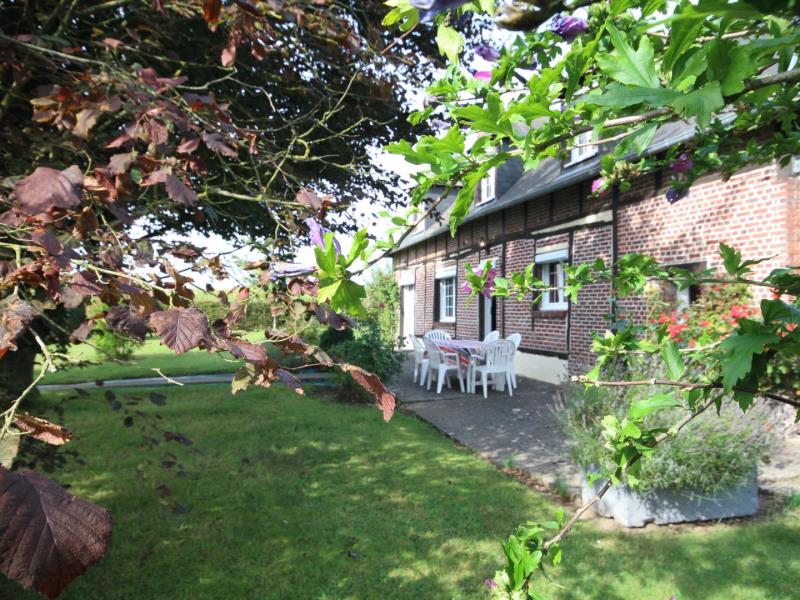 G4124-be48c1cb1eda4b3cae9a256ec92de55a