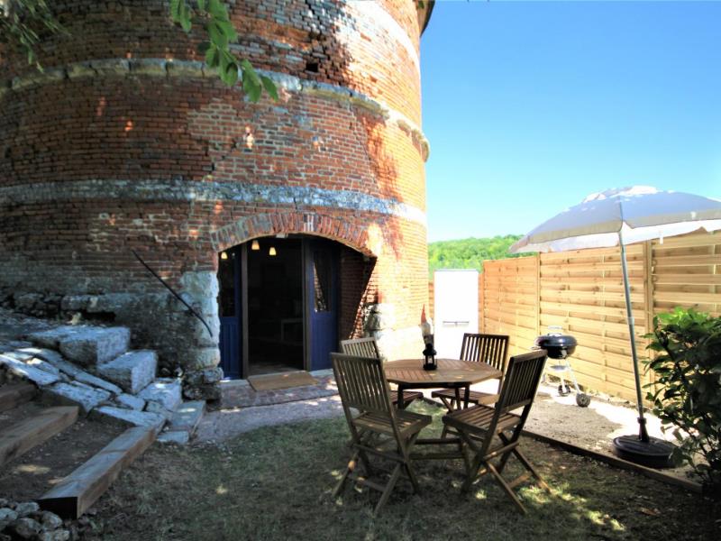 G4128-00106a3df29347b2b09fef0aadc32c19