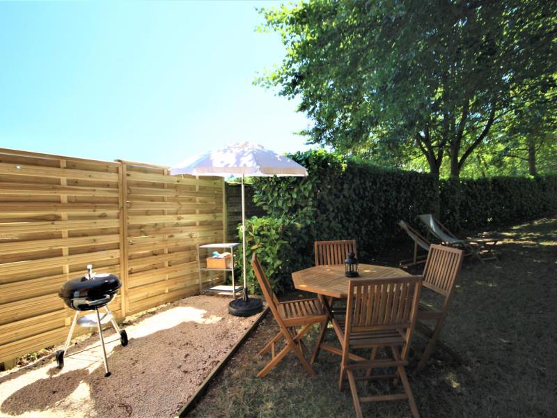 G4128-71521de7fd704155b7de1f77afe146e1