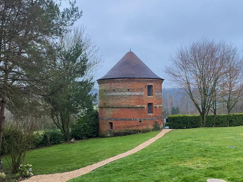 G4128-b5880735f4364d32b38163c1a6f085a8