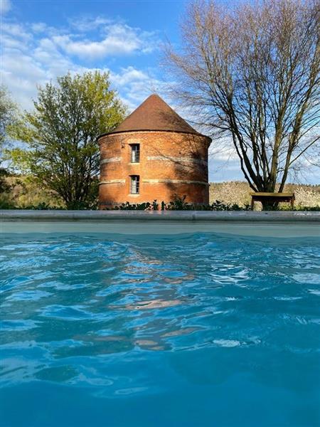 G4128-a3e9d89596c743f3ad27a922fa2551b4