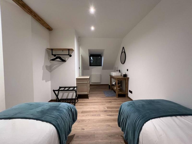 G4146-c1250eda4a8f40c5a2904f1750ab7952