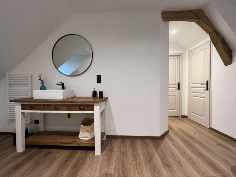 G4146-4f1637c14ece44d697653983eeae3e47