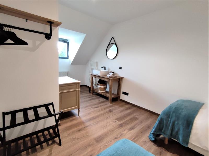 G4146-337d21a9827a4536b4f16fe75177b21d