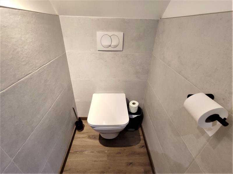 G4146-bab91cf3761e4feea3f70b9871851bfe