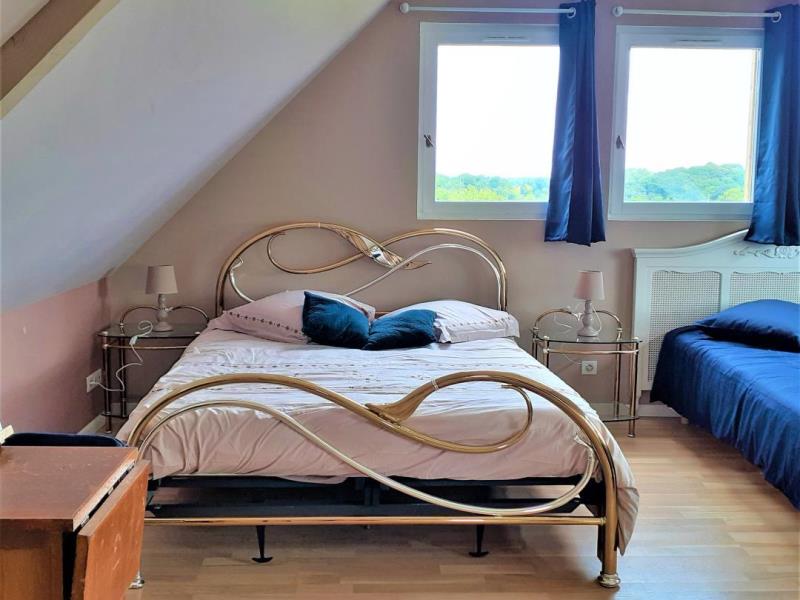 G6151-533a864858174ca5a6531a220c1553c9