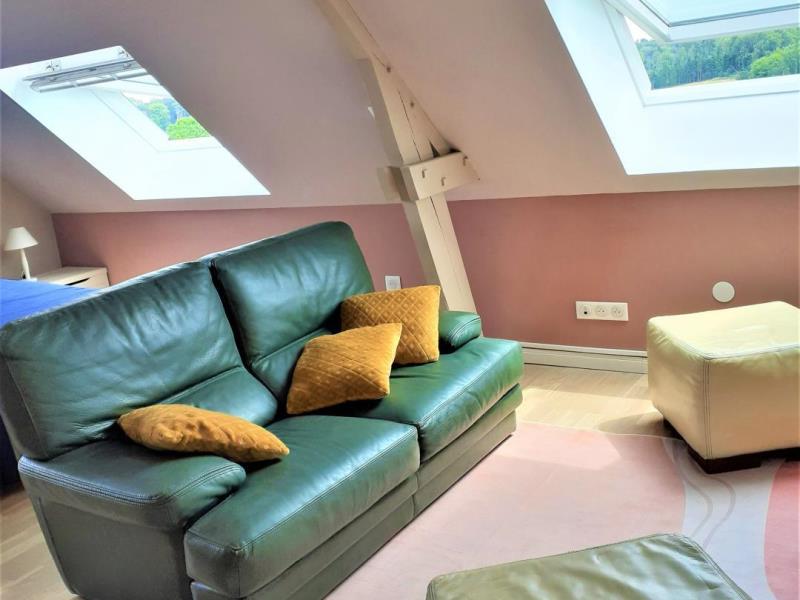 G6151-acff8b59371a40d8801888ef7cbcf3ed