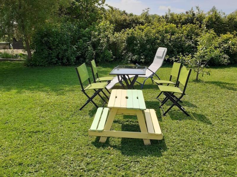 G6151-e2be8246dc77437eb78431b4ef3ec6b8