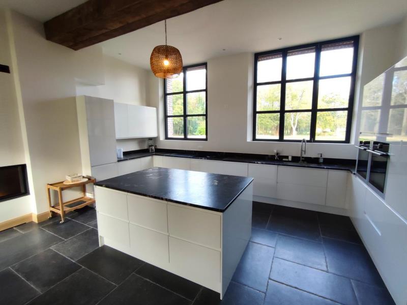 G4149-9b45a571c4984713b33c6ffd61a100f3