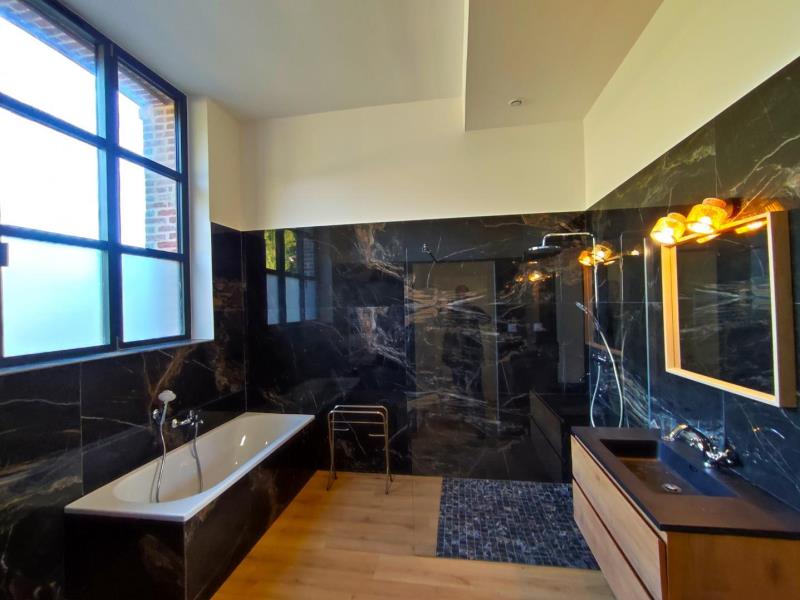 G4149-7765c63ab8ff4a4f909c31b792383874