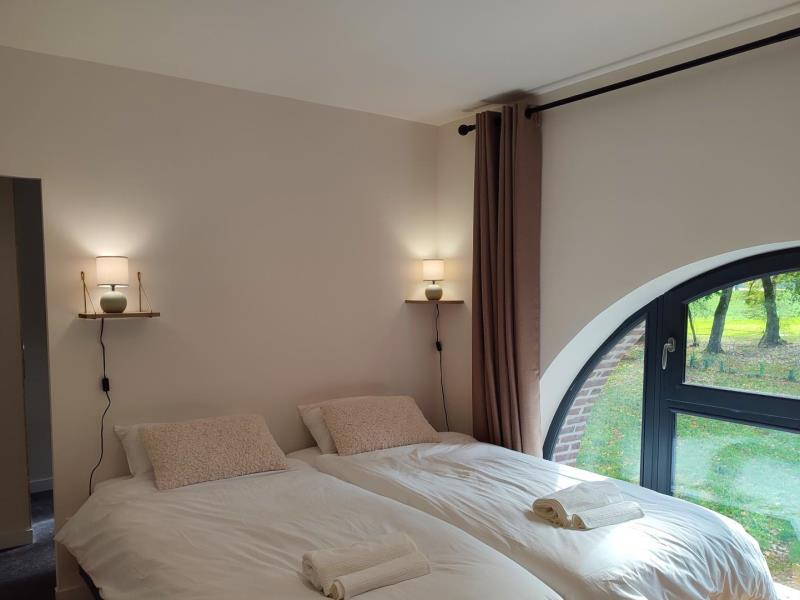 G4149-4cc252c70e684e3b840081d0f21d33a7