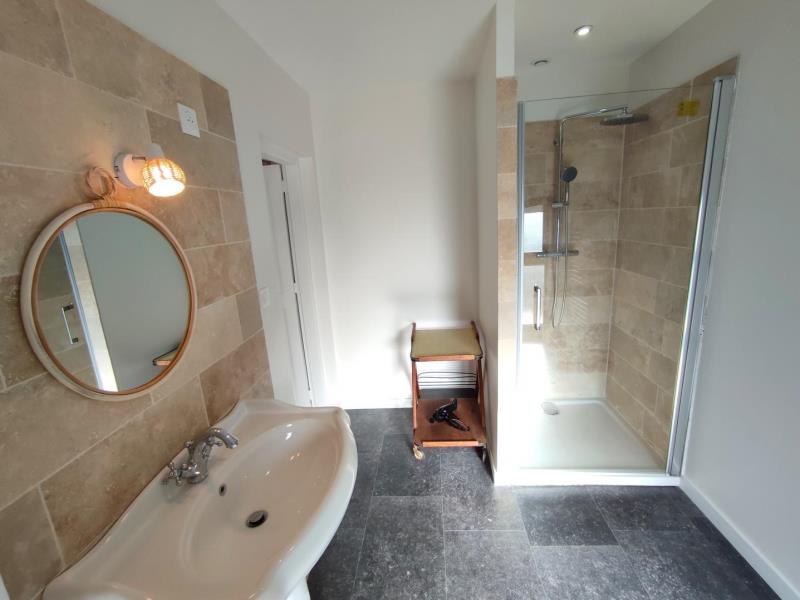 G4149-016d1ee5b75a41cf8ad6138ebc355047