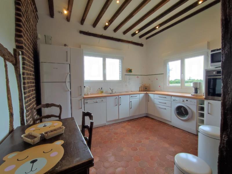 G4140-aca5ca2a51ce4bd1b286fd37d90d3445