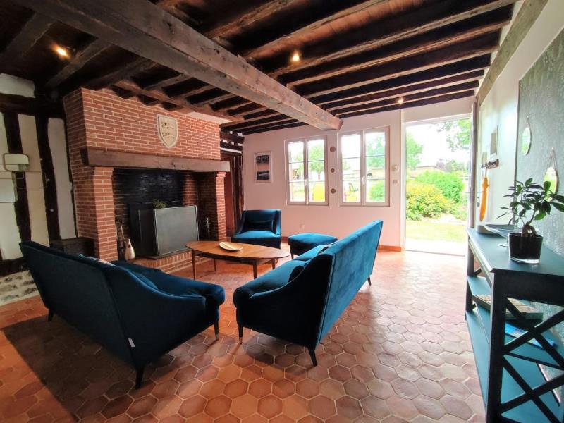 G4140-b1b0cfefed644ec7ae4b129065e4400f