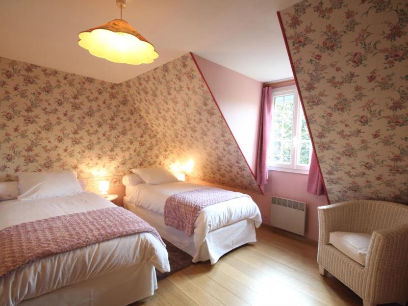 G4124-8f431471e2184a5ca346e03b498533cc