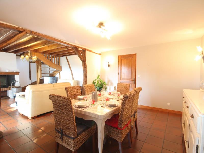 G4124-594c7c4e75ca494c8359111ee676f133