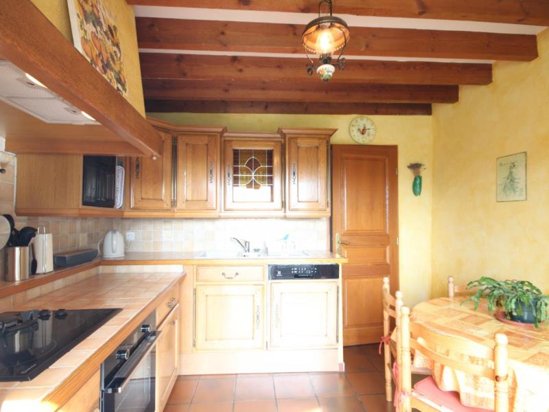 G4124-841ced31698e4fe999f6864054432d53